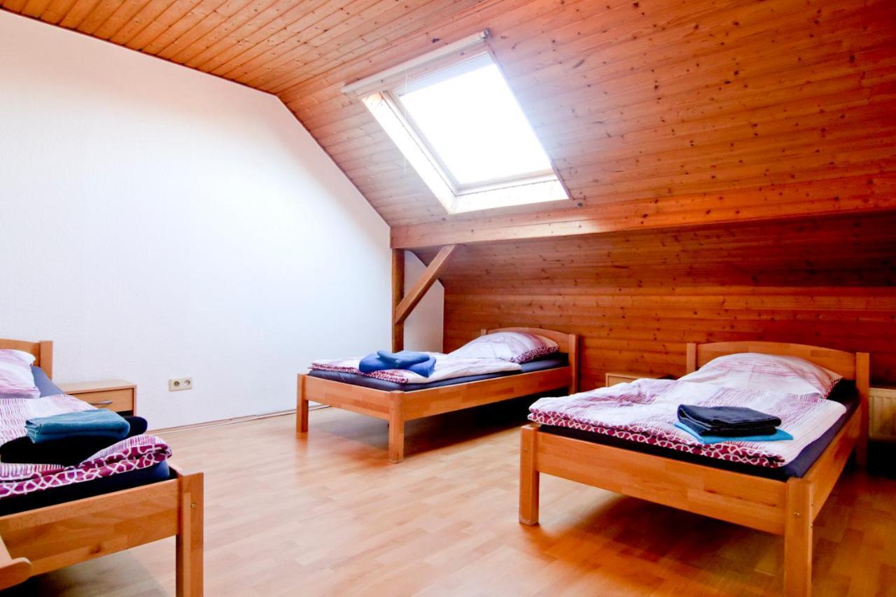 Apartmondo Ferienwohnungen Золинген Экстерьер фото